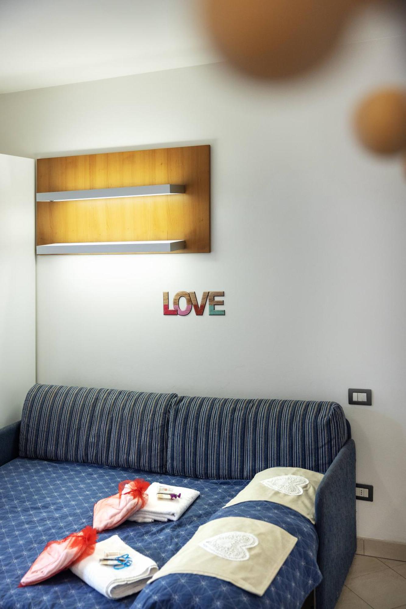 We Home - Palestrina17 - Riccione Sul Mare Esterno foto